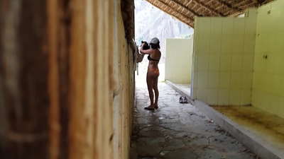 பள்ளி மாணவியின் ஆபாச படம்